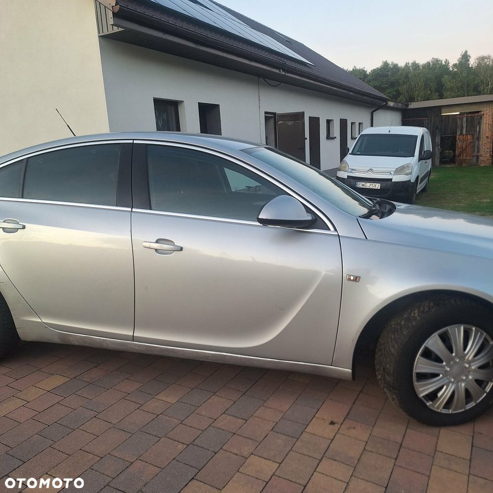 Opel Insignia 1.8 - 3