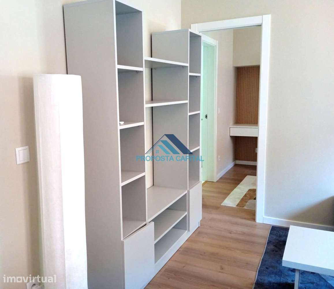 Apartamento T1 - Mobilado - Ar-Condicionado - Grande imagem: 5/29