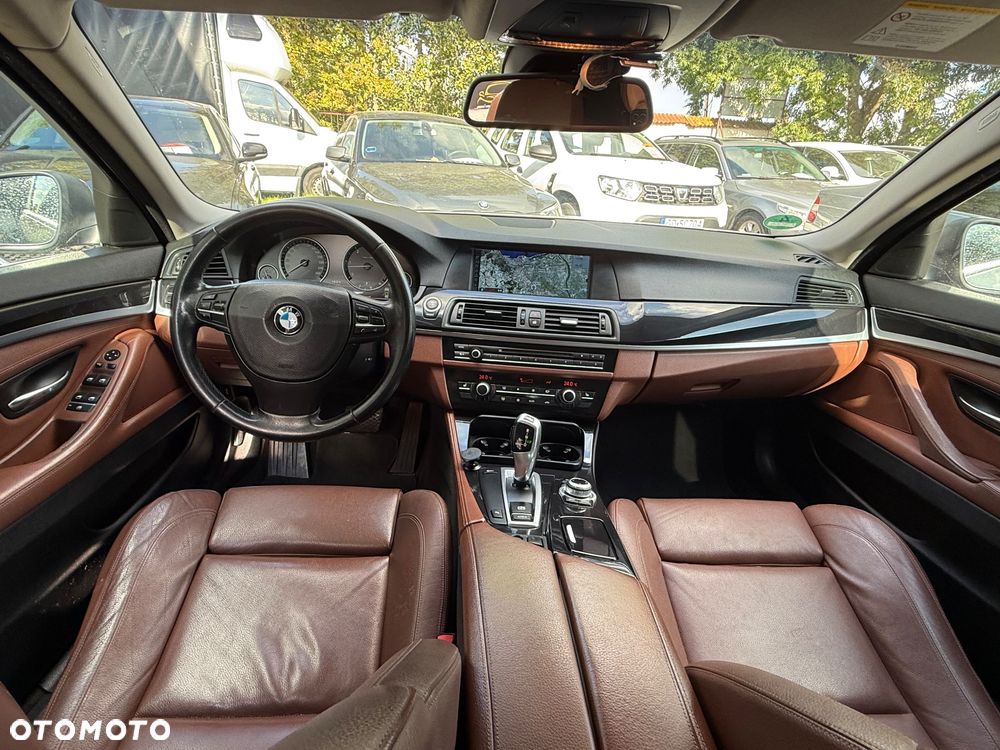 BMW Seria 5 530d Touring Blue Performance - 7