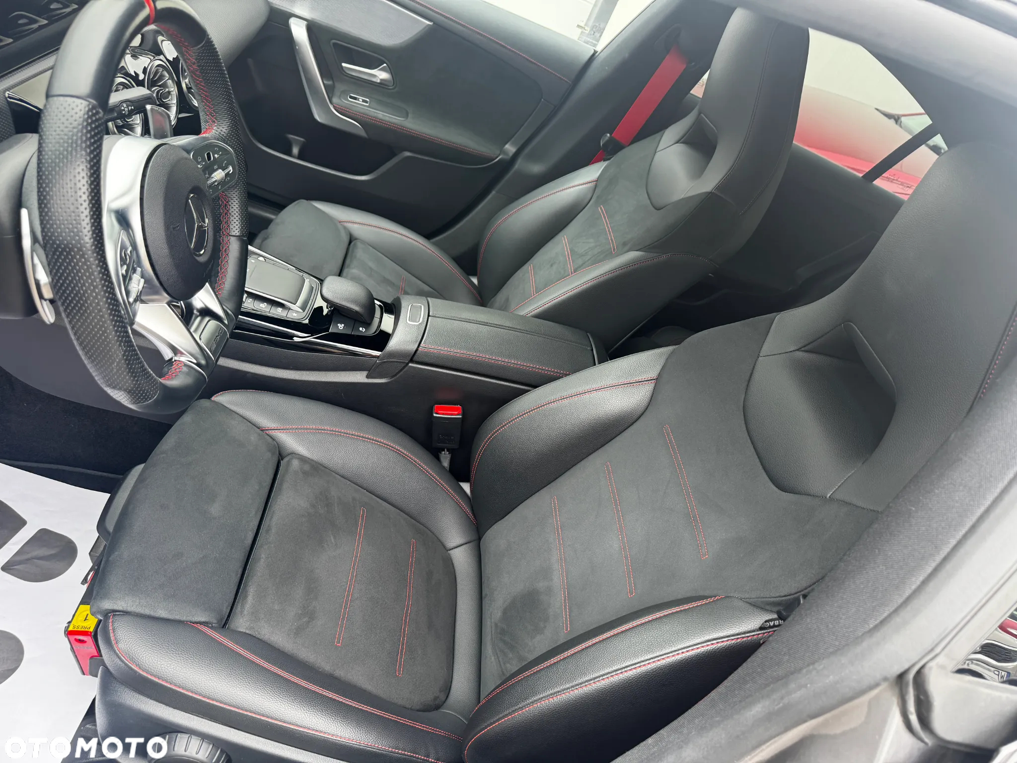 Mercedes-Benz CLA AMG 35 4-Matic 7G-DCT - 25