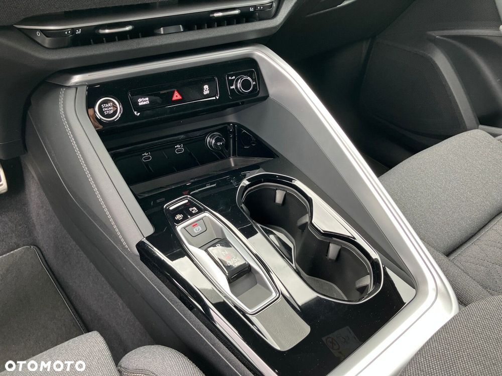 Audi Q5 Sportback - 18