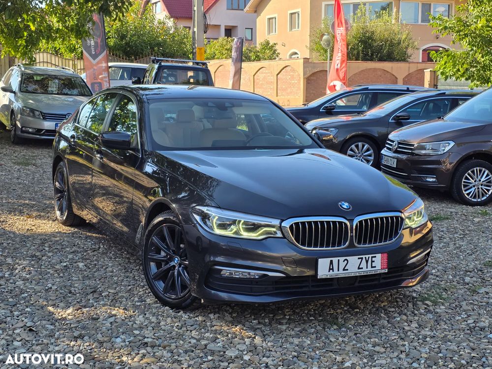 BMW Seria 5 530d xDrive Aut. Luxury Line - 1