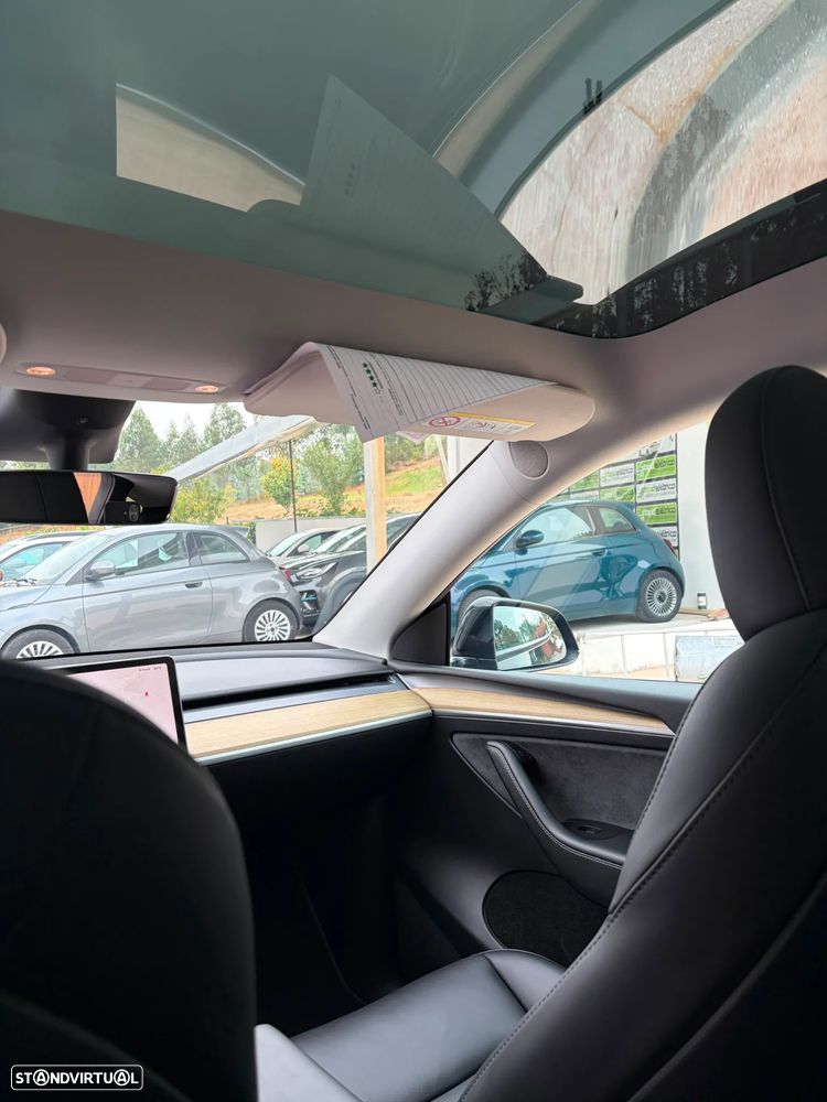 Tesla Model Y Standard - 5