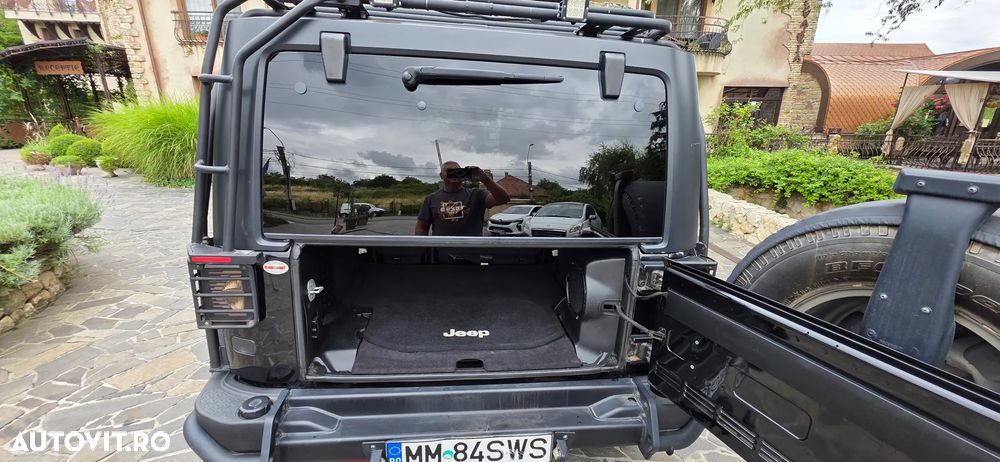 Jeep Wrangler Unlimited Hard-Top 2.8 CRD Automatik Rubicon - 19