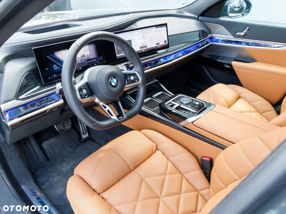BMW Seria 7 - 12