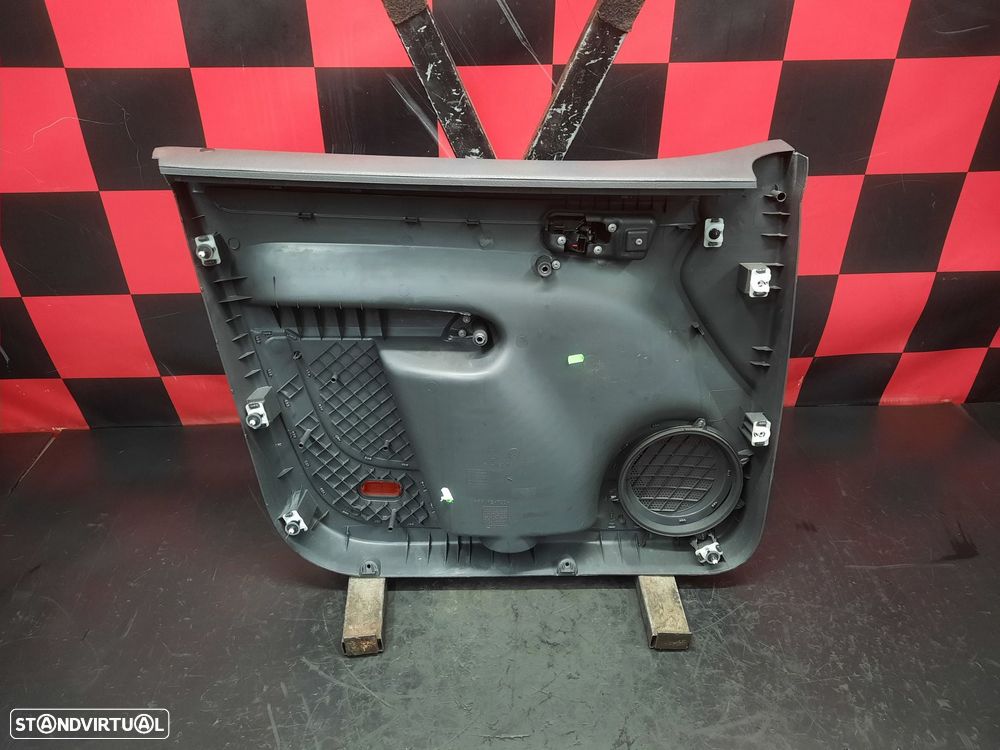 Quartela Frente Direita  Volkswagen Caddy Iv Caixa (Saa, Sah) - 2