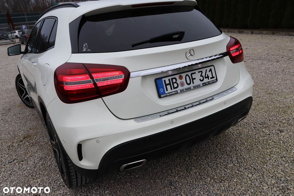 Mercedes-Benz GLA 250 7G-DCT Edition 1 - 16