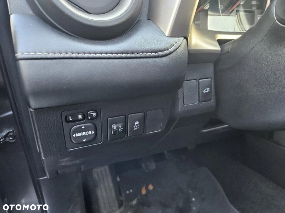 Toyota RAV4 2.0 D-4D 4x2 Start-Stop - 12