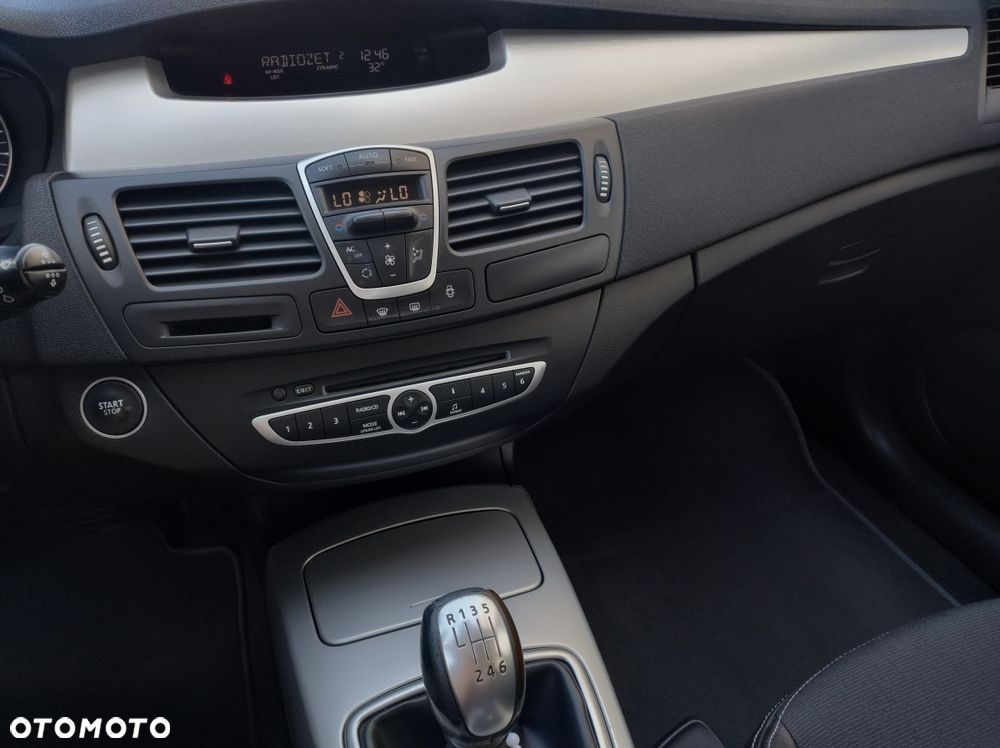 Renault Laguna - 5