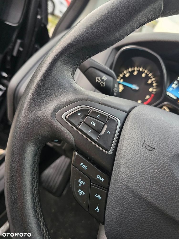 Ford Focus - 19