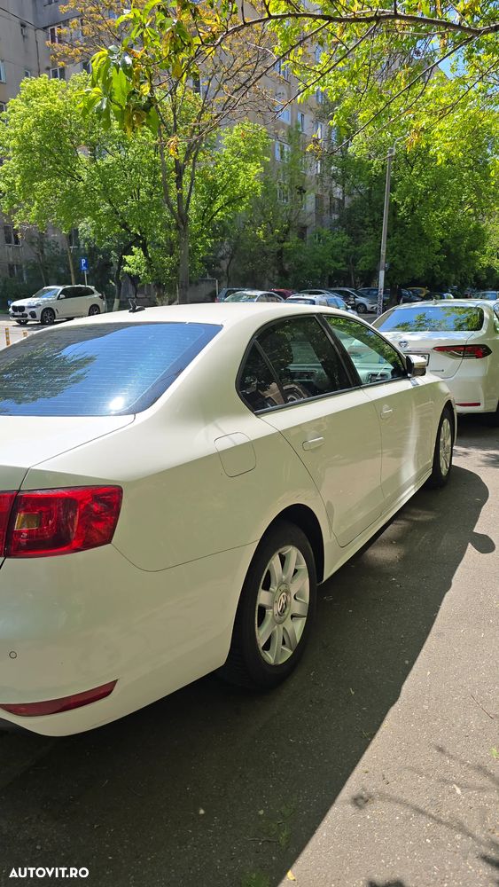 Volkswagen Jetta 1.2 TSI Comfortline - 14