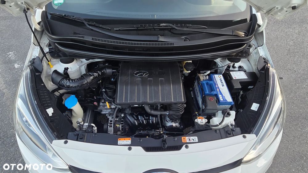 Hyundai i10 1.0 BlueDrive Premium - 29