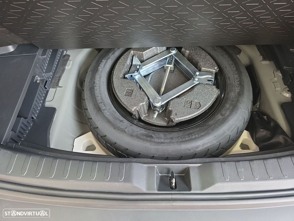 Toyota RAV4 2.5 HDF Comfort - 29