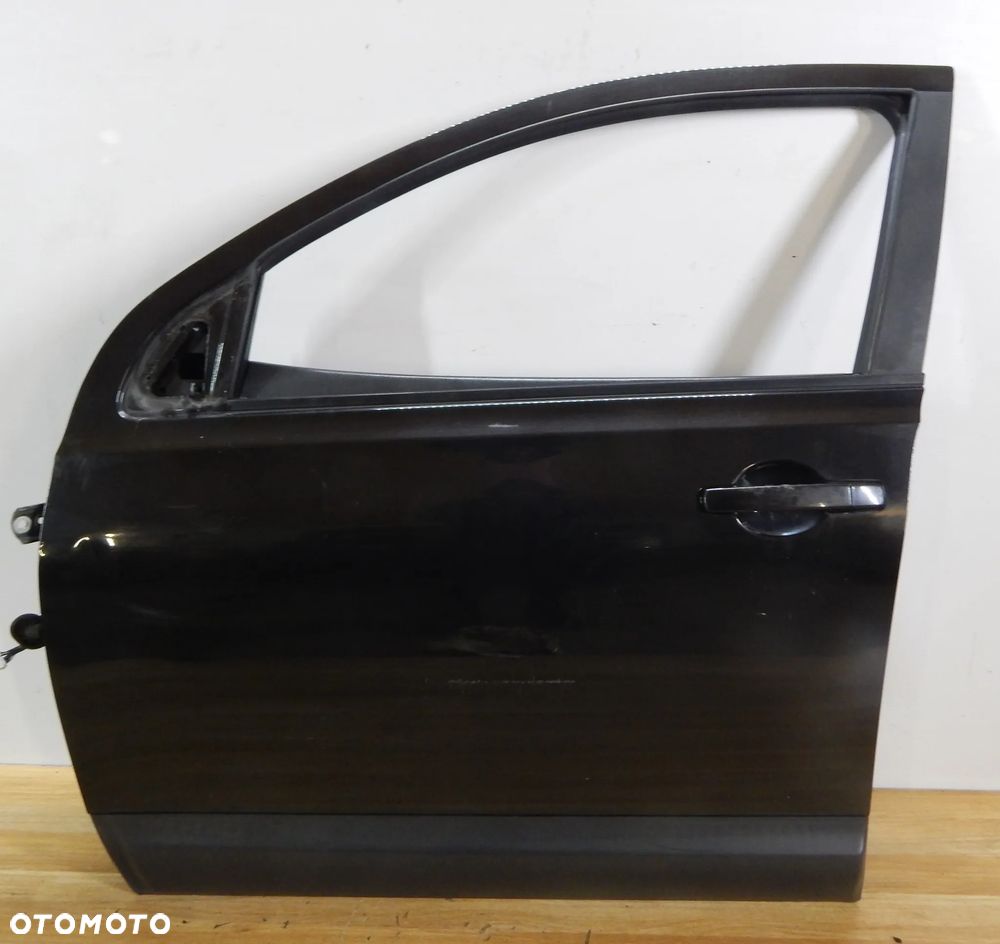 Drzwi lewy tył Nissan Qashqai J10  06-10 czarne Z11 Łuków części - 4