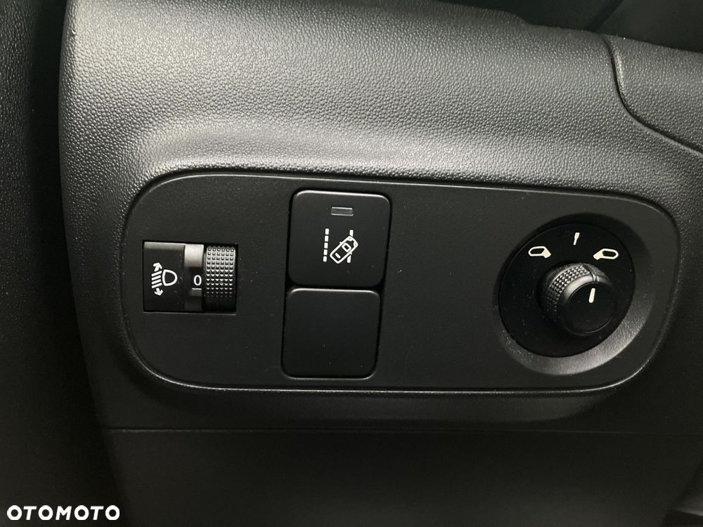 Citroën C3 1.2 PureTech Shine S&S EAT6 - 18