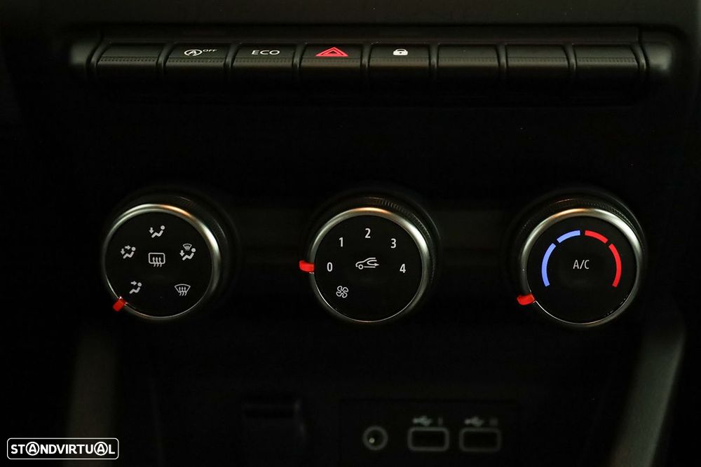 Renault Clio 1.0 TCe Evolution - 12