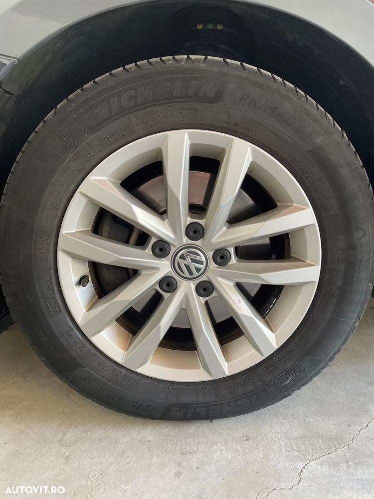 Volkswagen Passat 2.0 TDI DSG Comfortline - 19