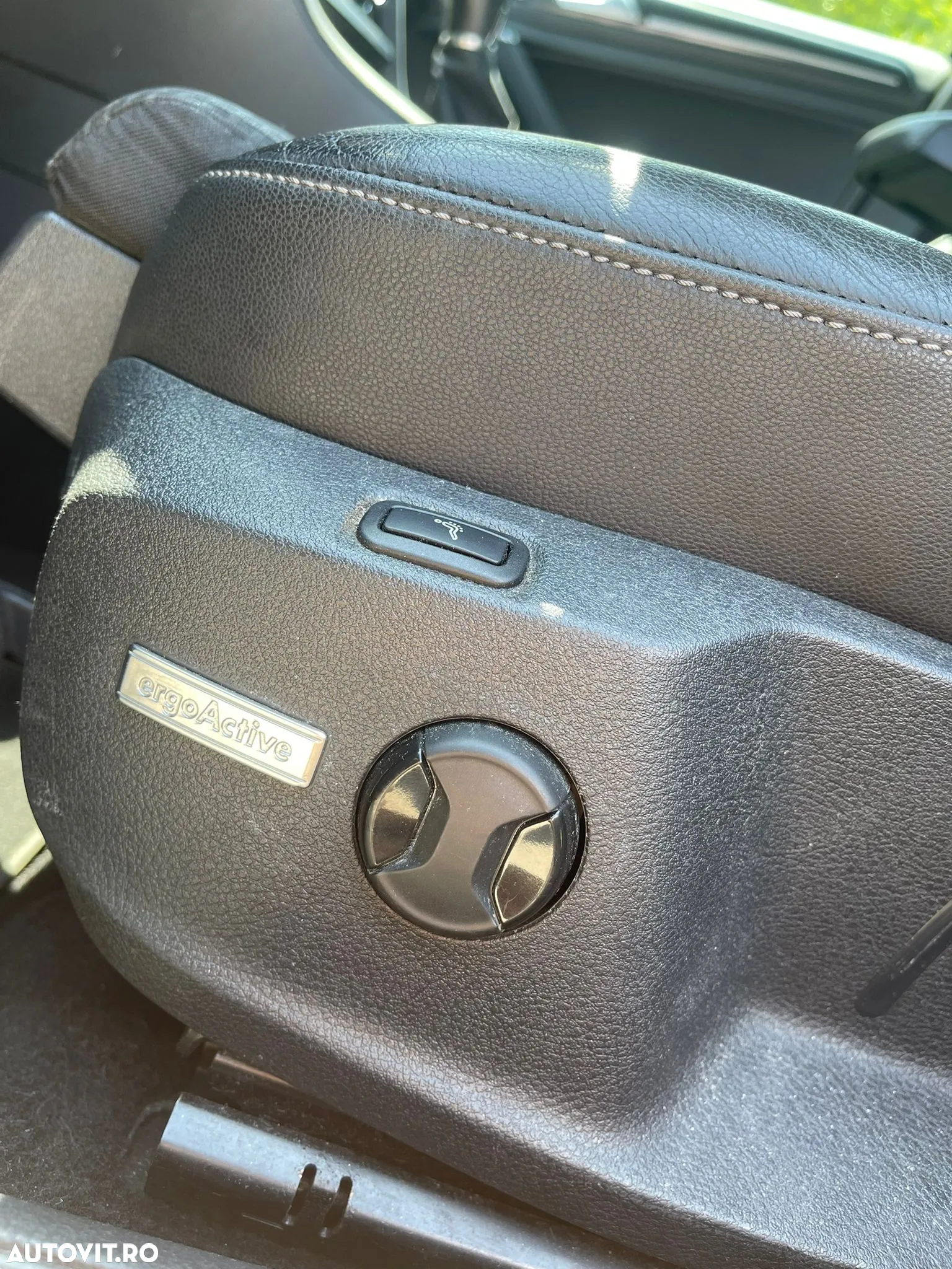 Volkswagen Golf - 23