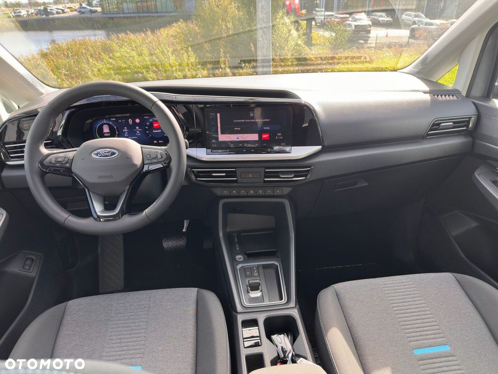 Ford Tourneo Connect Grand - 17