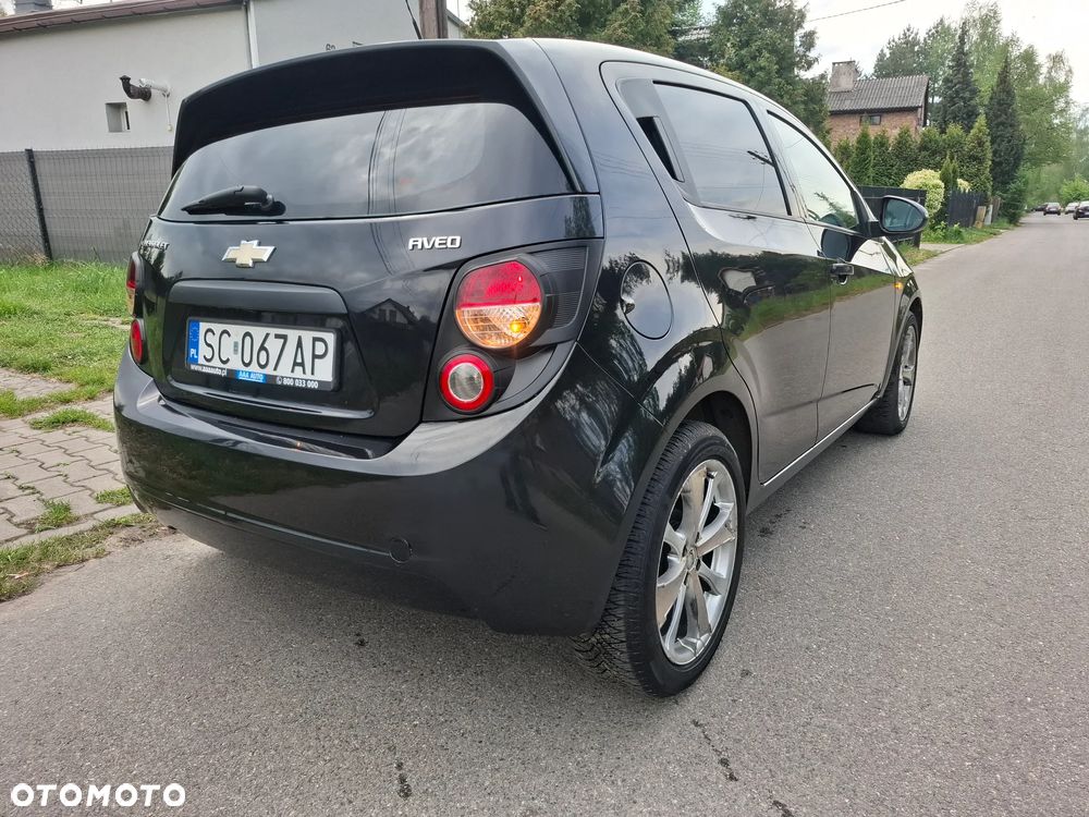 Chevrolet Aveo - 13