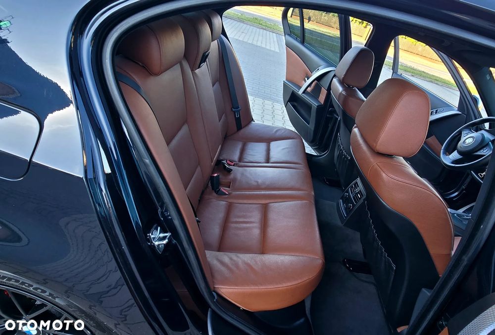 BMW Seria 5 530d Edition Sport - 36