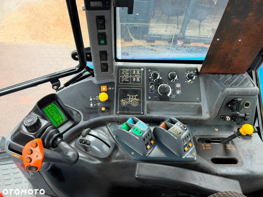 New Holland TM 190 - 20