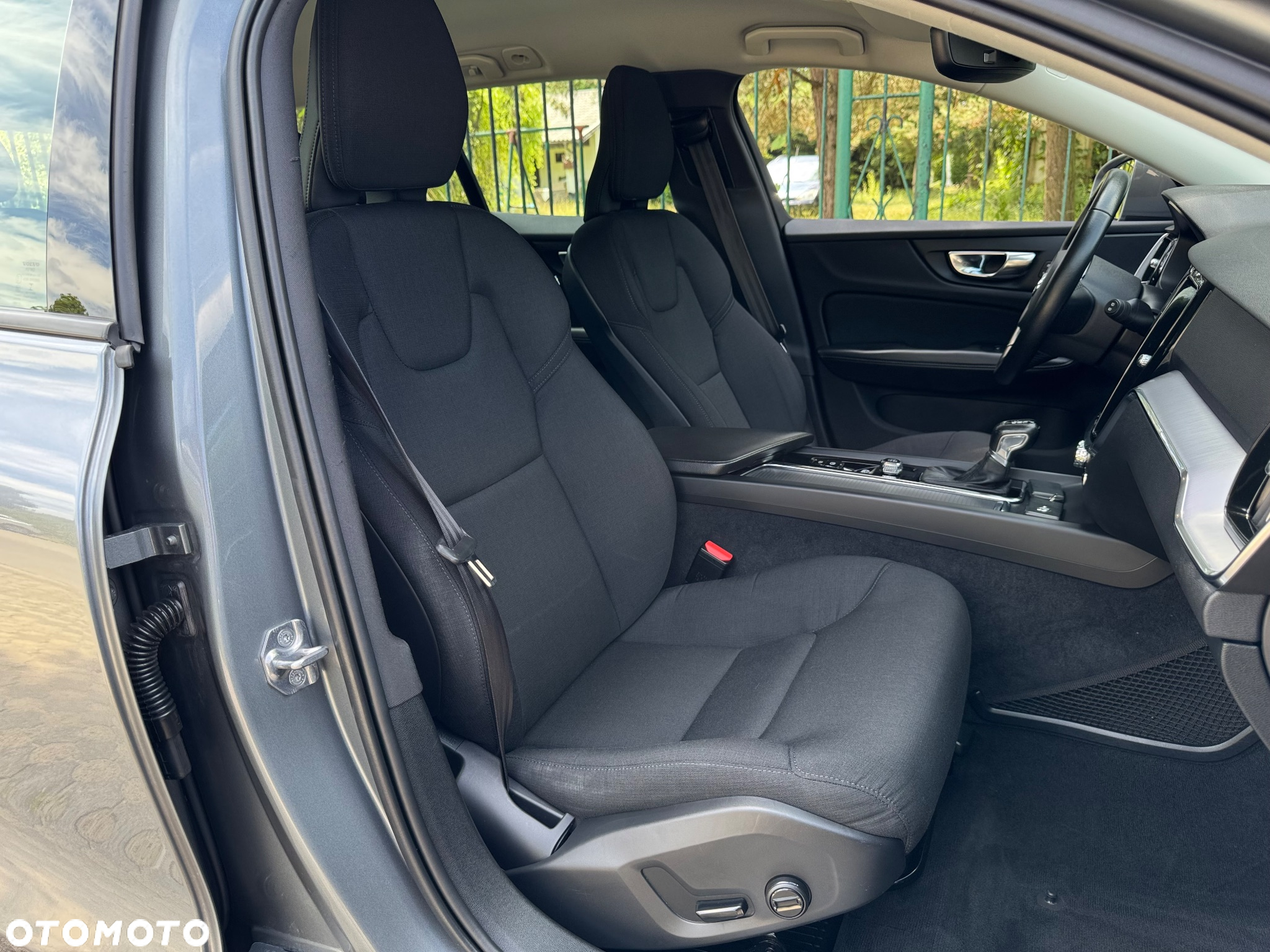 Volvo V60 D4 AWD Geartronic Momentum - 8
