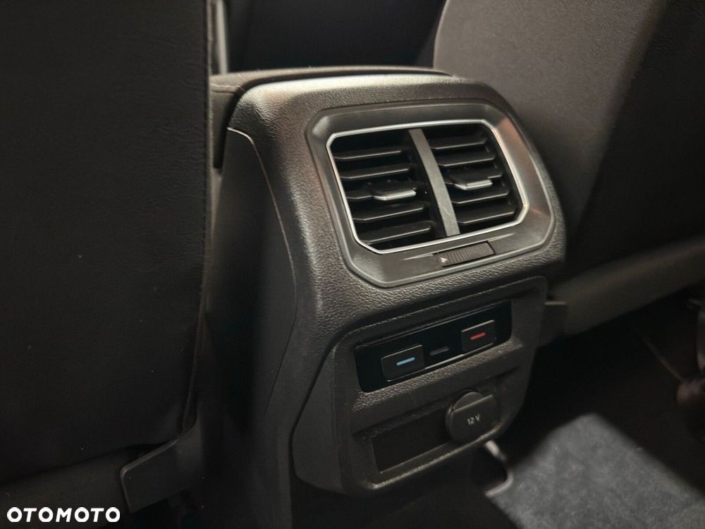 Volkswagen Tiguan - 35