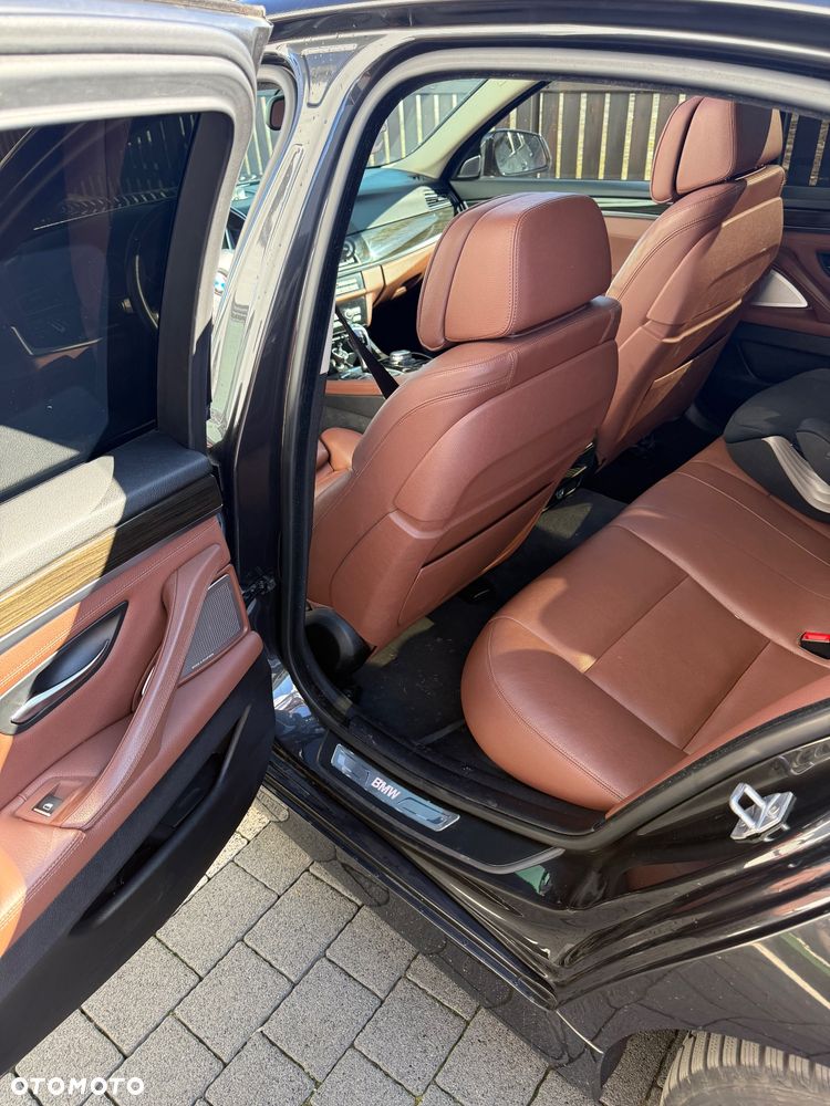 BMW Seria 5 530d Luxury Line - 14