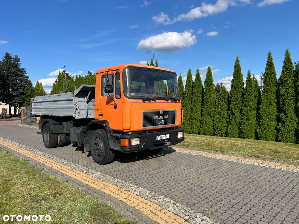 MAN 18.232 F 90 - 11