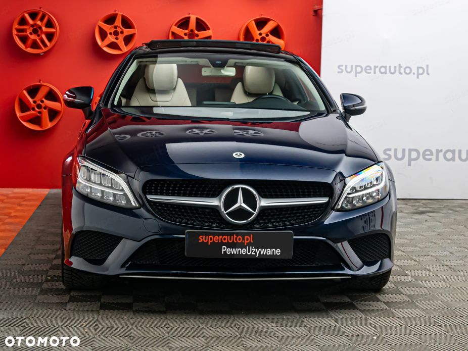 Mercedes-Benz Klasa C 300 9G-TRONIC - 3