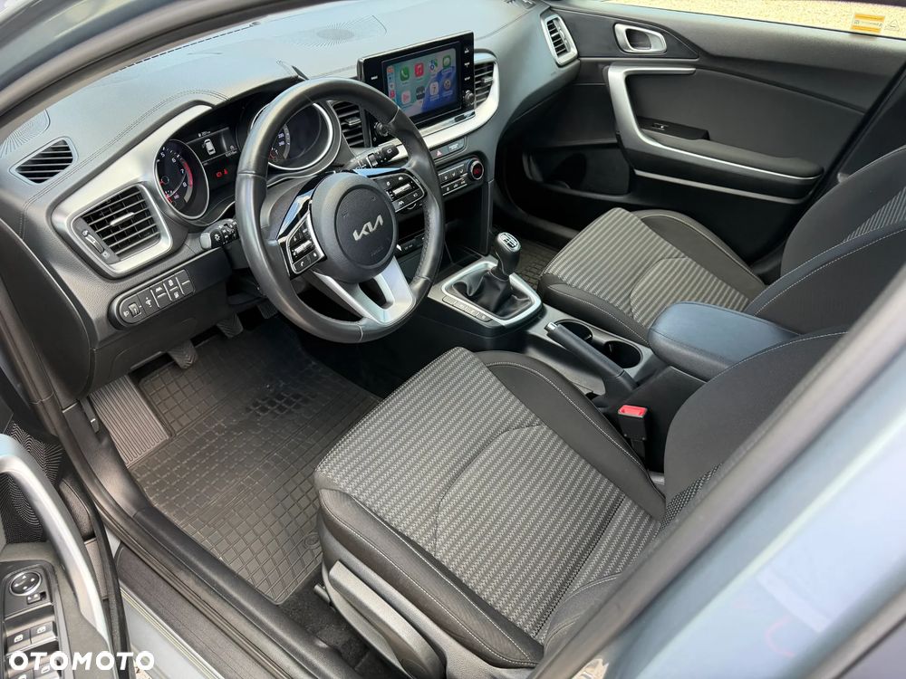 Kia Ceed 1.5 T-GDI M - 5