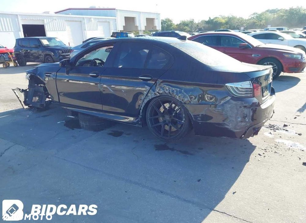 Części do BMW M5 2014, 4.4L RWD, wersja USA. - 3