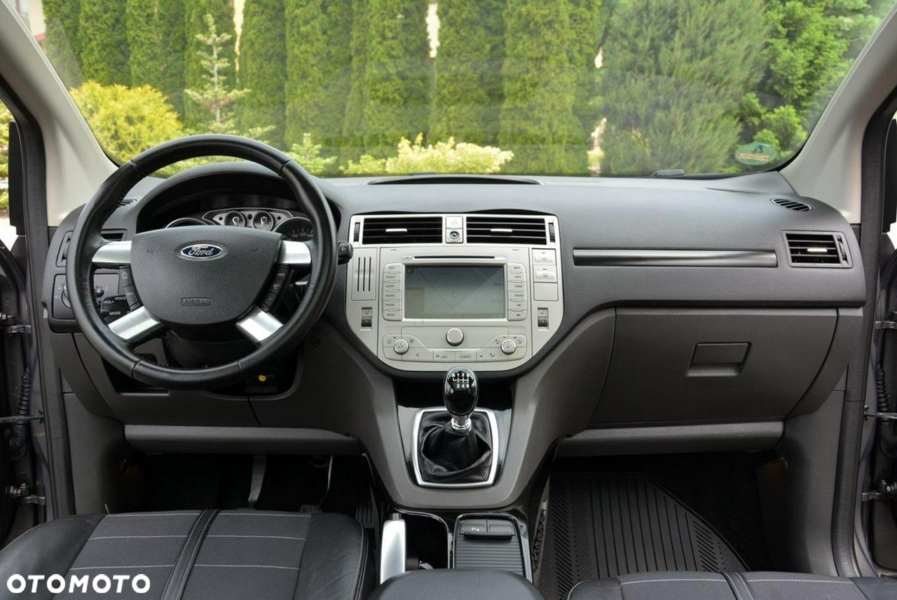 Ford Kuga 2.0 TDCi 4WD Titanium Plus - 24