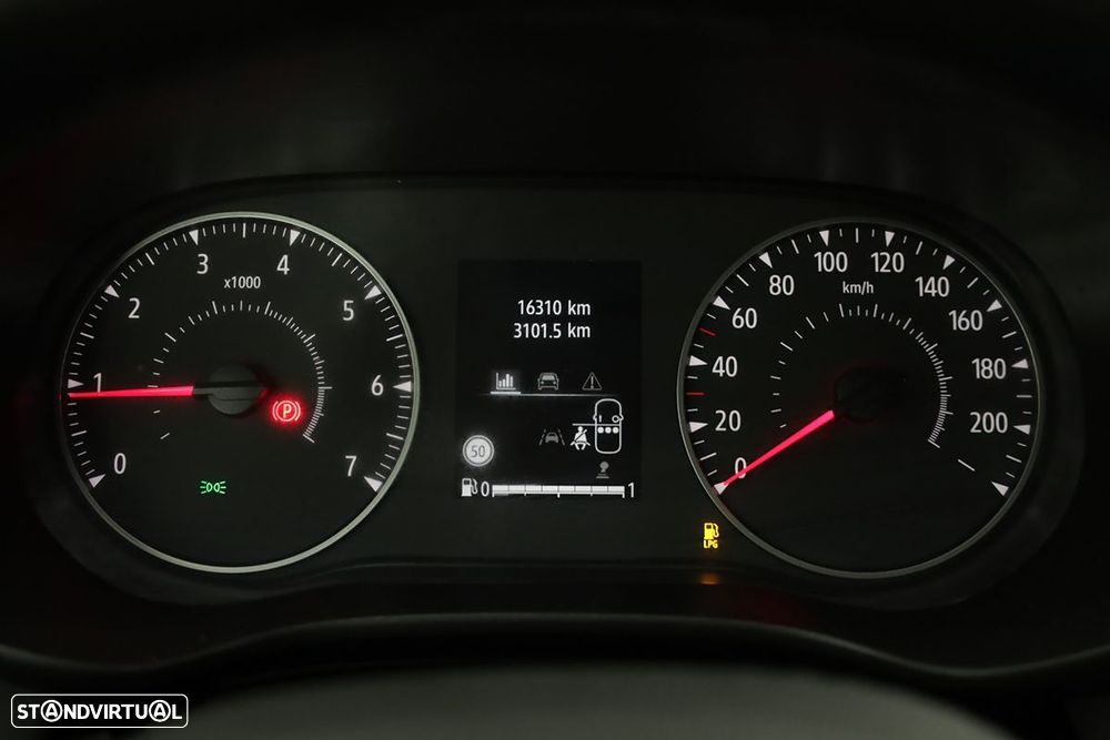 Dacia Sandero - 16