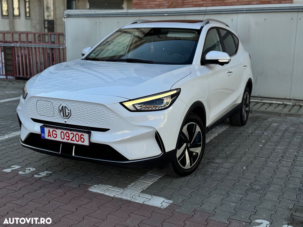 MG ZS EV Standard Luxury - 10