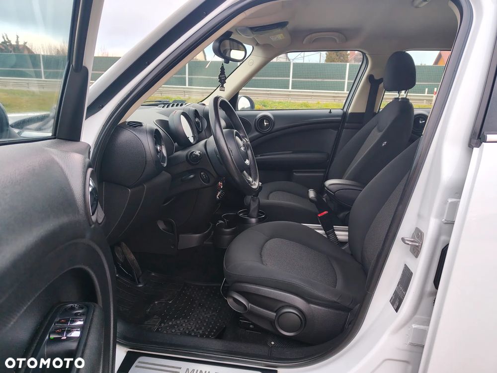 MINI Countryman Cooper D - 10