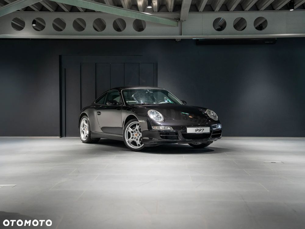 Porsche 911 Carrera 4 Tiptronic S - 7