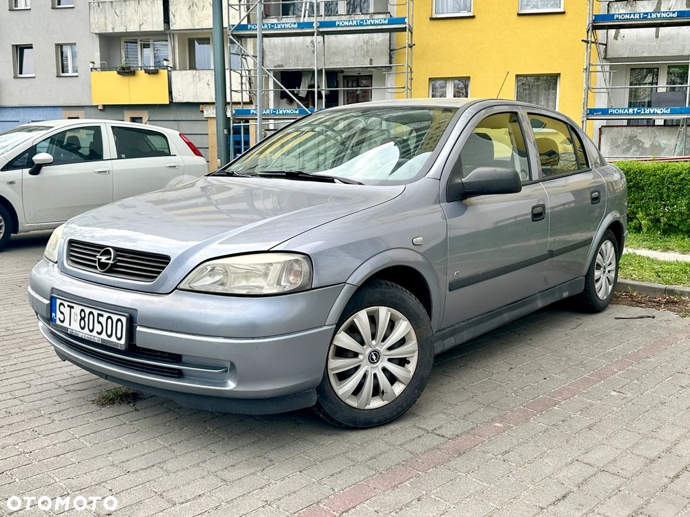 Opel Astra 1.4 Start - 2