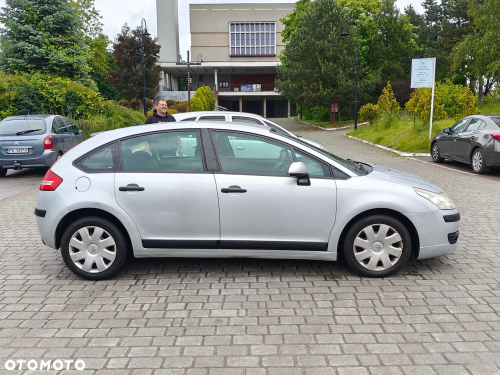 Citroën C4 1.4 16V Impress - 5