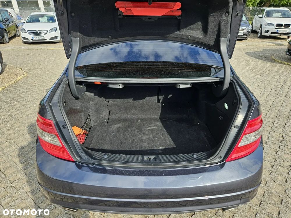 Mercedes-Benz Klasa C 350 Avantgarde - 15