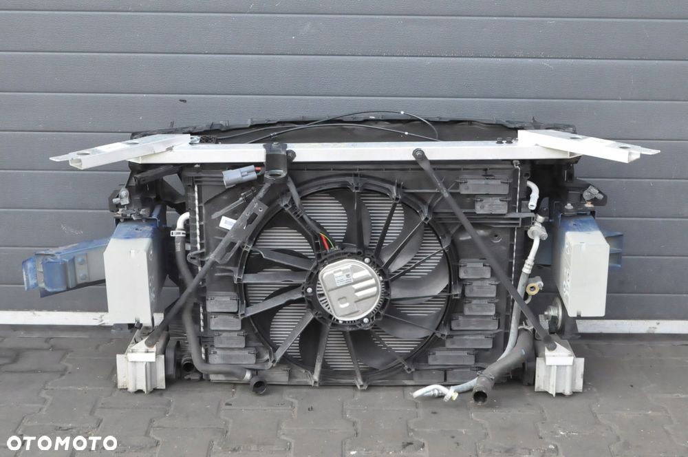 VOLVO XC60 II B4 B5 2021-2023 PAS PRZEDNI KOMPLET CHŁODNIC  BELKA CZUJNIKI - 9