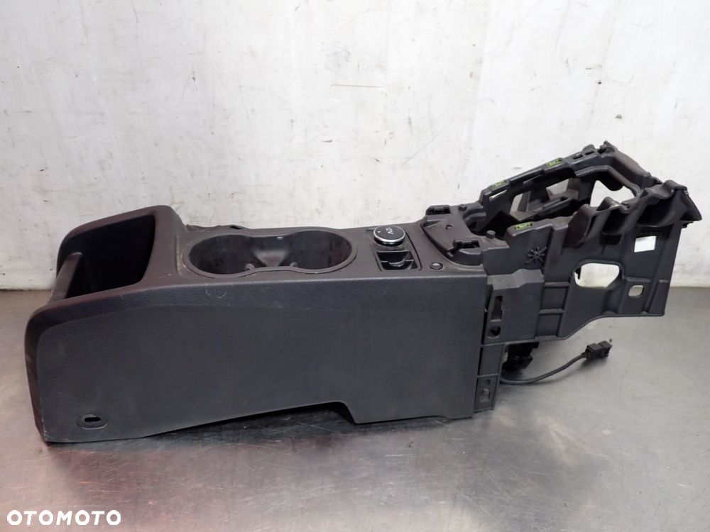 TUNEL ŚRODKOWY FORD FOCUS MK3 - 1
