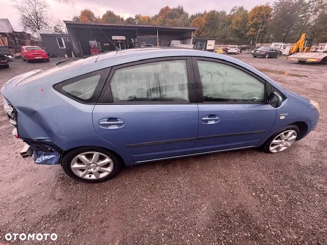 Toyota Prius 1.5 VVT-i Sol (nav) - 4