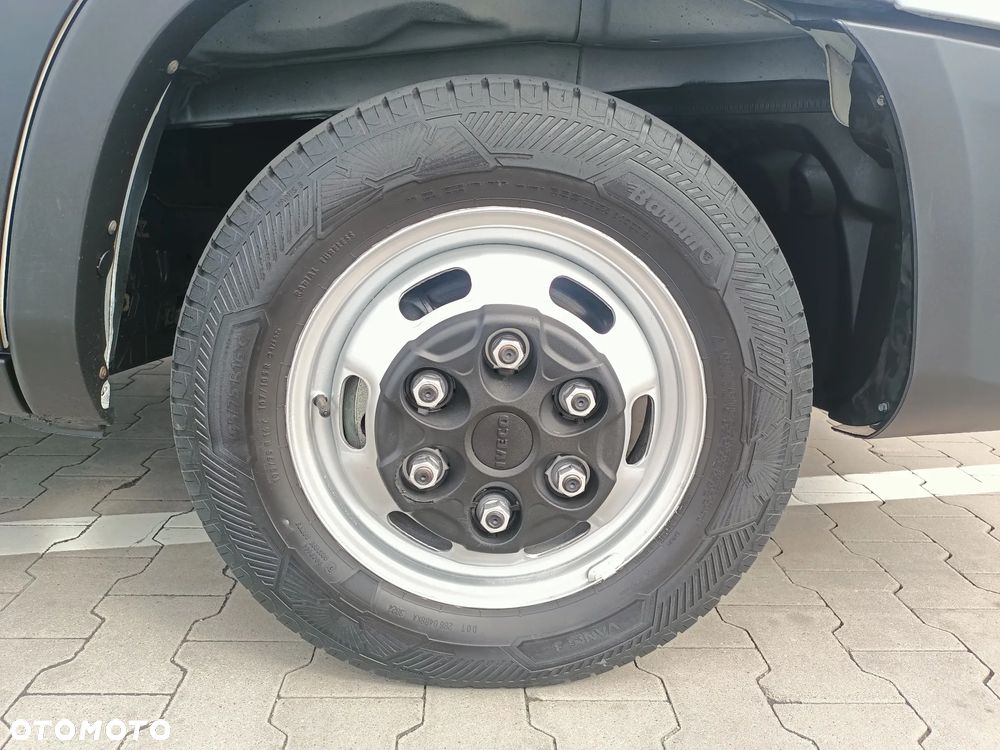Iveco 35C16 POWER 160KM KONTENER WINDA 750Kg - 23
