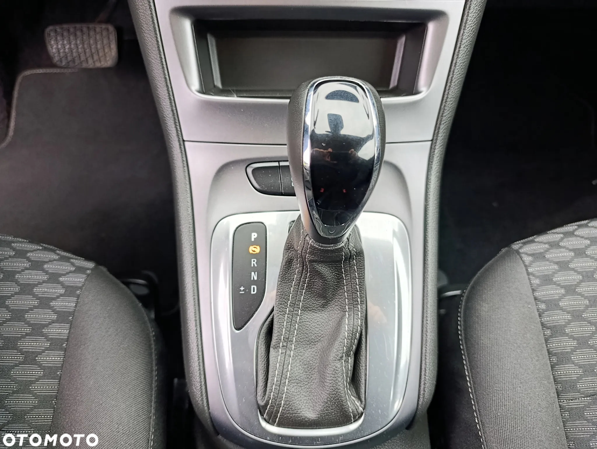 Opel Astra 1.5 D Automatik Edition - 23