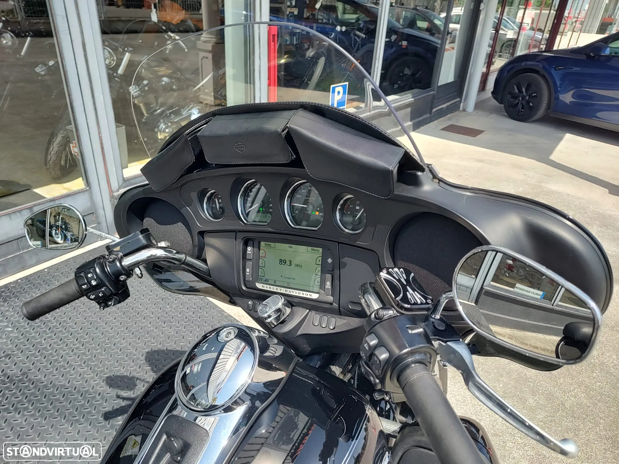 Harley-Davidson Electra Glide Ultra Classic - 6