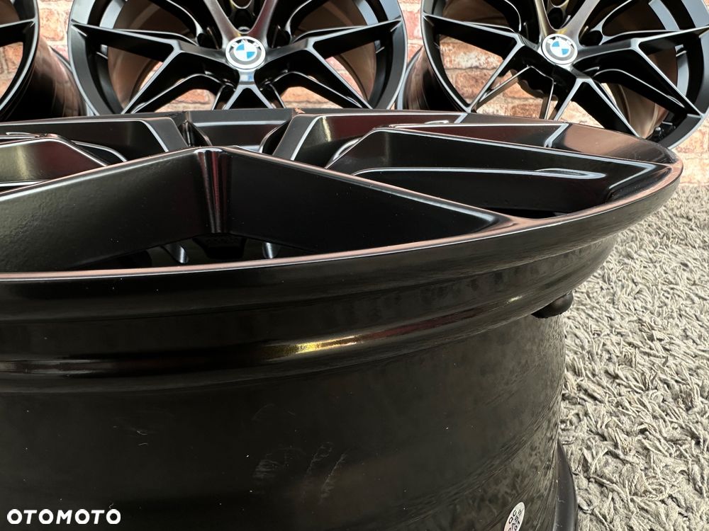 Nowe Felgi zamienniki BMW w kolorze czarnym 8,5j et35 5x120 - 15