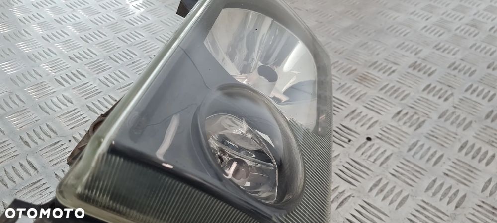 Nissan Terrano II Lampa Lewa Prawa Przód Przednia - 13