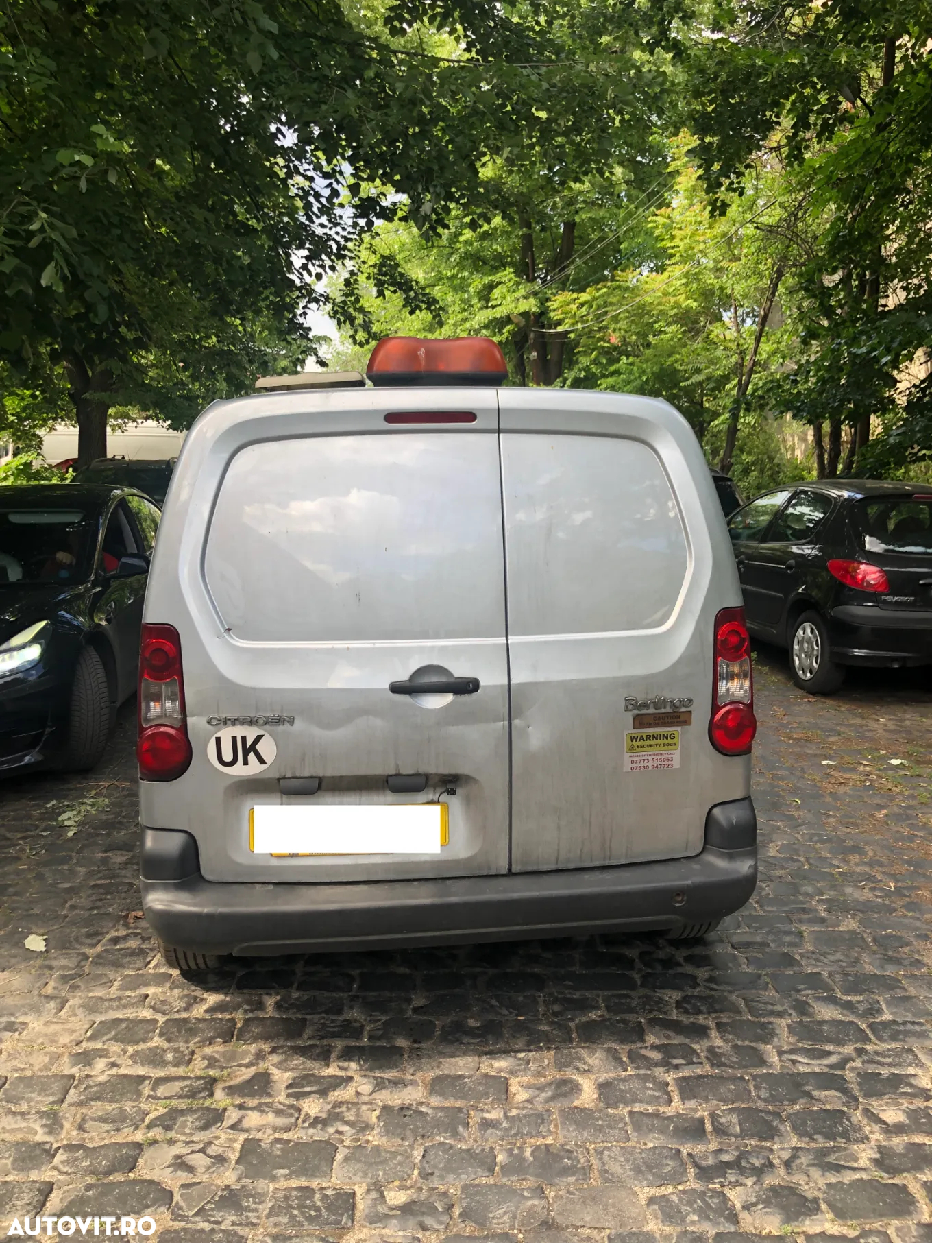 Dezmembrez Citroen Berlingo gri argintiu 2011 - 14